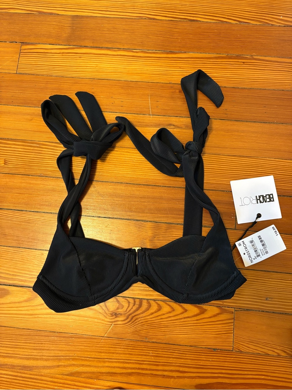BEACH RIOT Black Ribbed Underwire Bikini Top with Tie Straps - BRAND NEW W TAGS